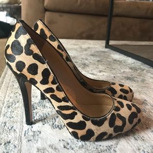 Ivanka Trump leopard print pumps